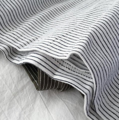 Weißer, dunkelgrüner, gestreifter dünner Langarm-Hoodie