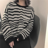 Zebra Stripes Pattern Knit Warm O-Neck Sweater