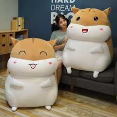 Adorable hámster de peluche