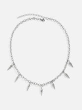 Gothic Fringed Rivets Necklace