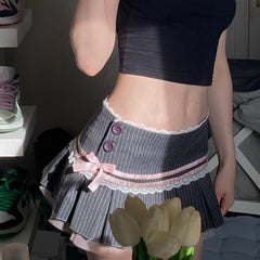 Minifalda pastel gótica