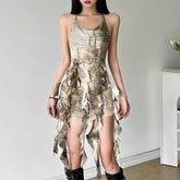 Minivestido halter con espalda descubierta, efecto teñido anudado y volantes desgastados