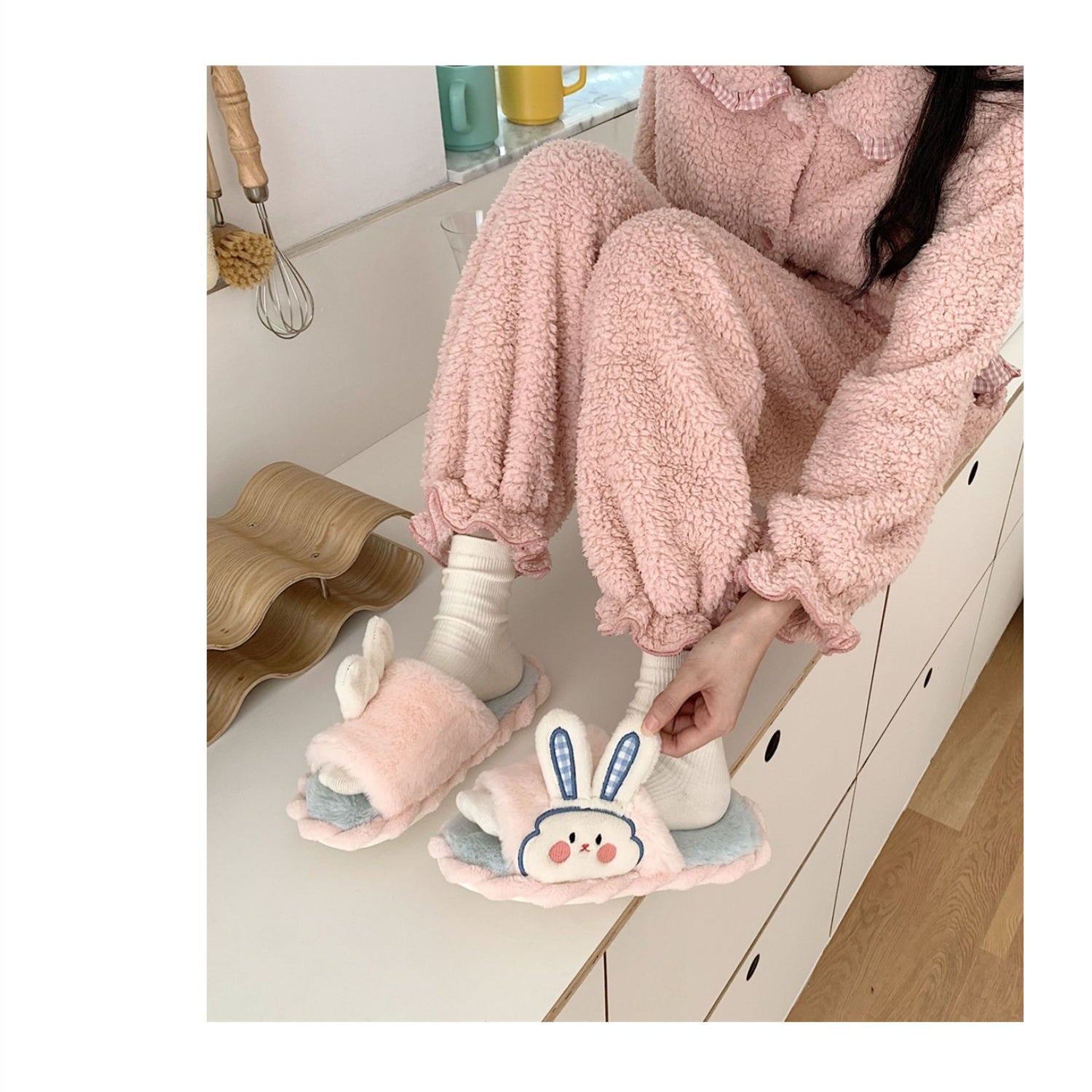 Cute Bunny Ears Plush Slippers