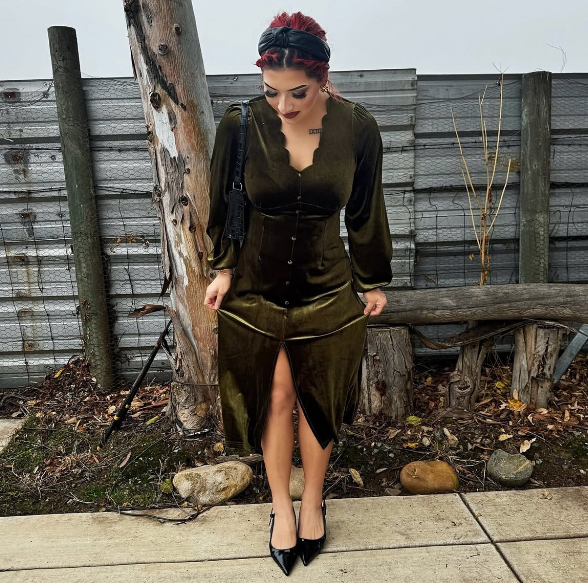 V-Neck Long Sleeve Midi Dress