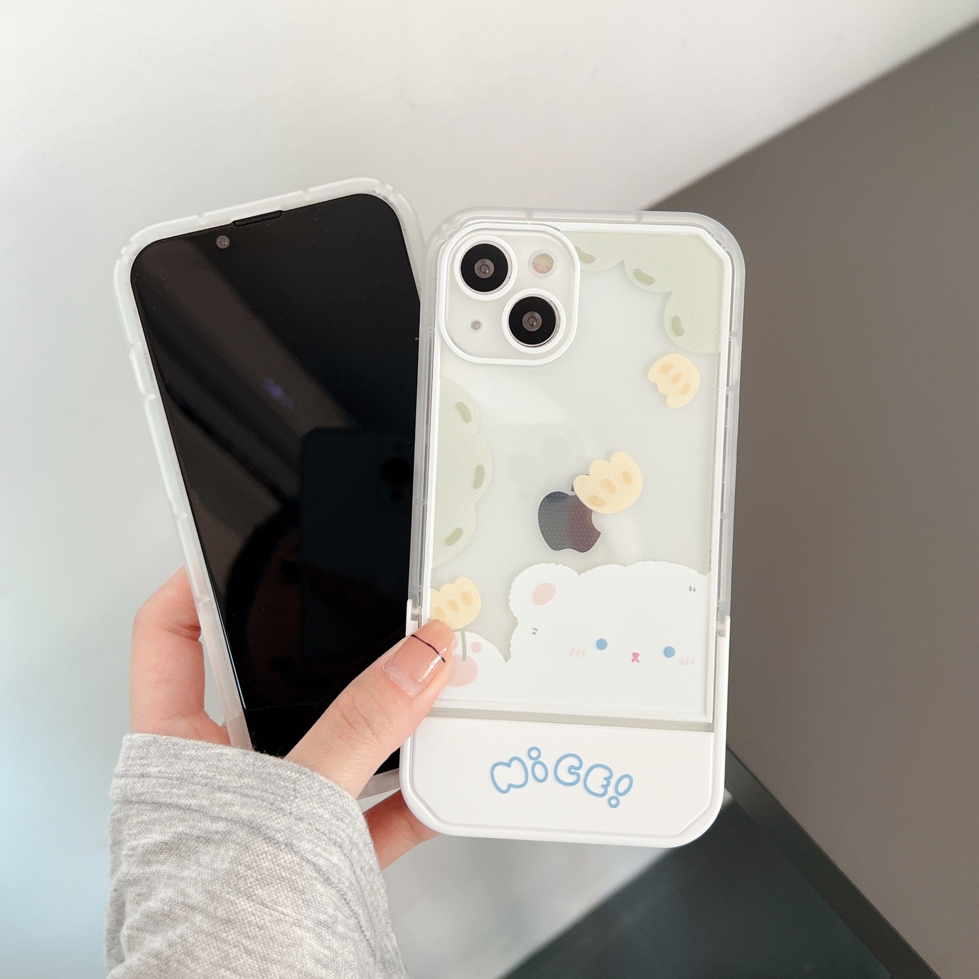 Flower Nice Bear Hidden Stand Phone Case