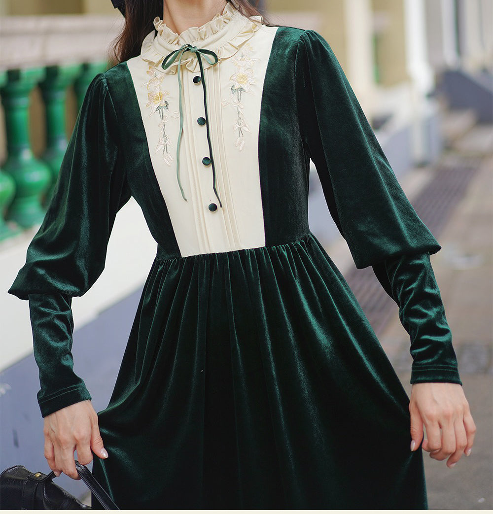 Imogen's Holiday Vintage-style Velvet Dress with Embroidery