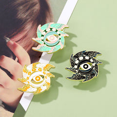 Kawaii Cartoon Eyes Pins