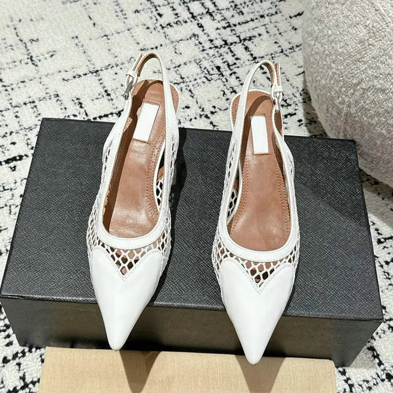 High Sense Design Hollow Back Trip Belt Shallow Mouth Pumps