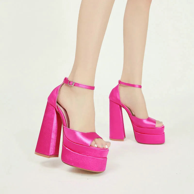 Products Square Head Hollow Thick Heel