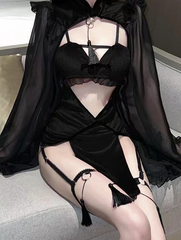 Exotic style strappy sexy lingerie set