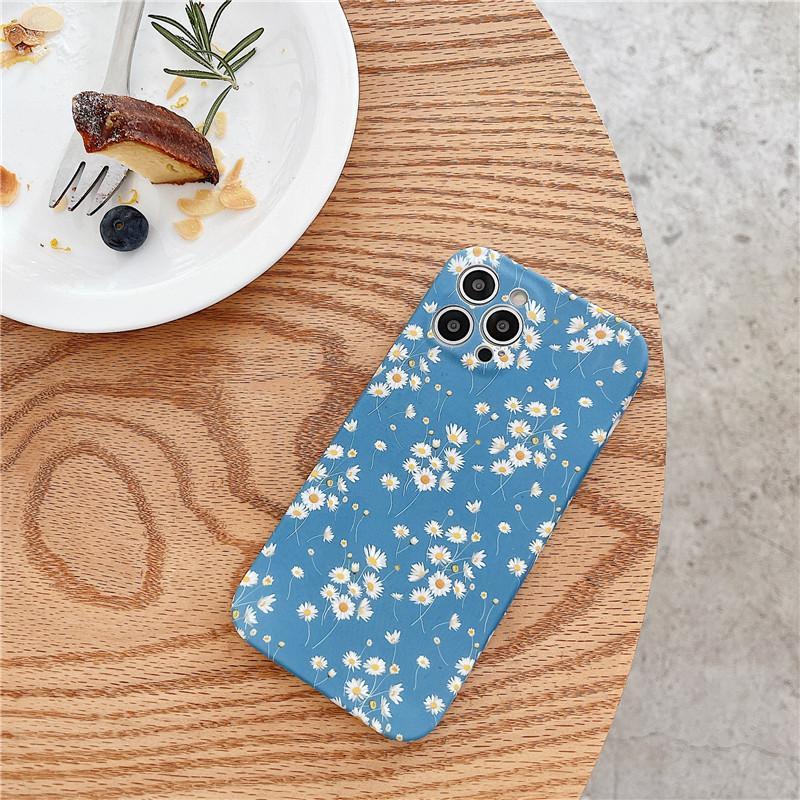 Youth Blue Chrysanthemum Phone Case