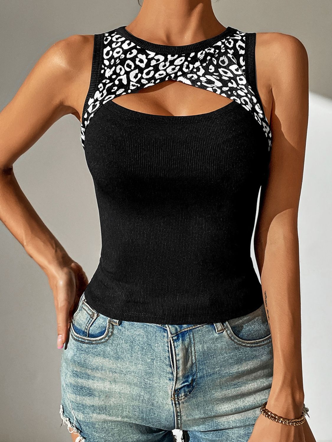 Cutout Round Neck Tank