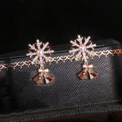 Exquisite Snowflake Earrings