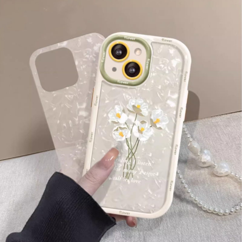 Beautiful White Bouquet Phone Case