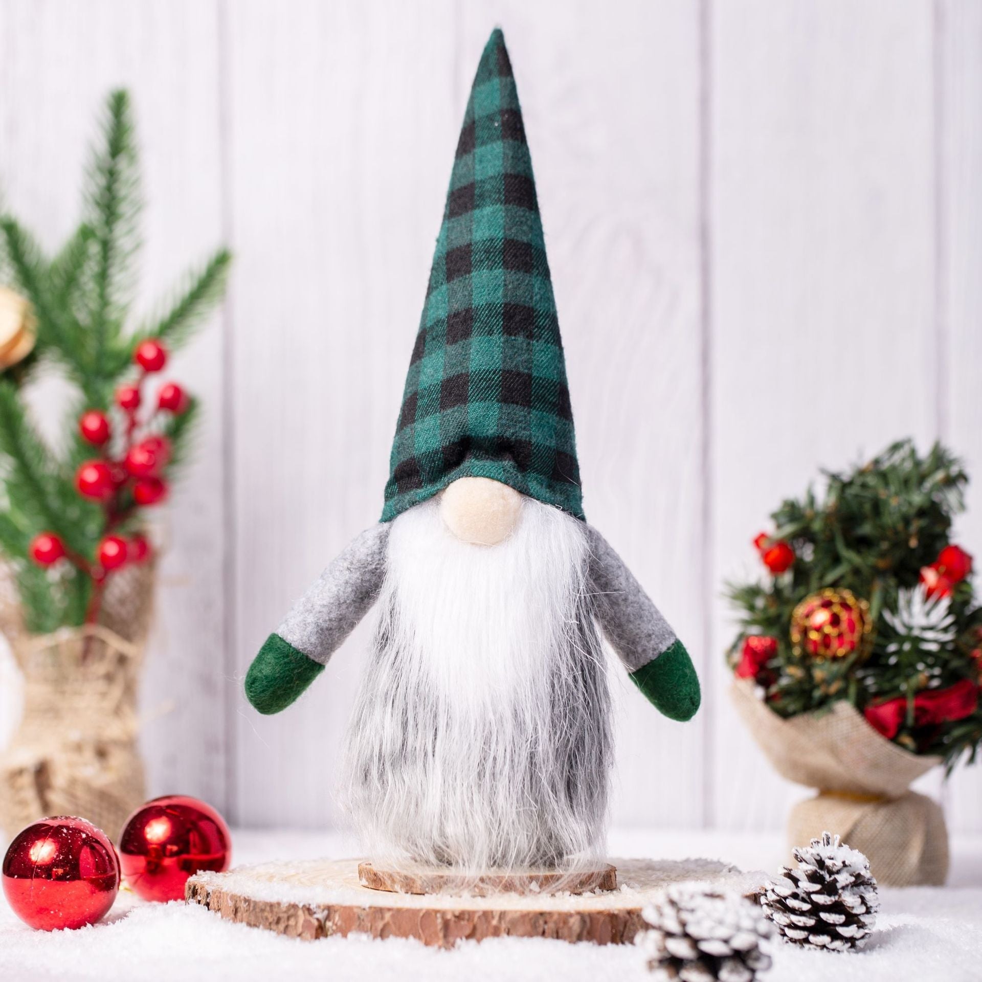 Plaid Hat Gnomes Doll Ornaments