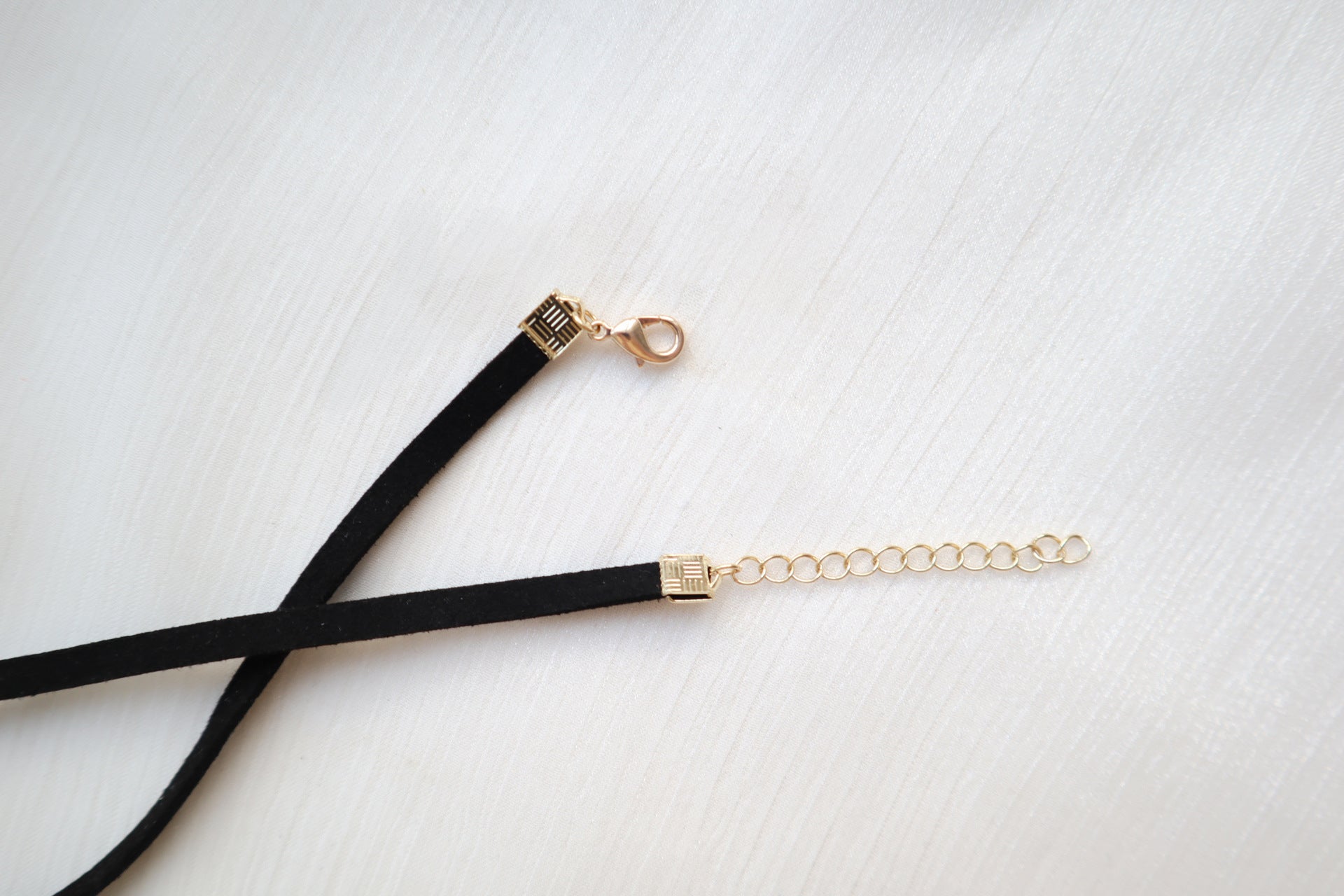 Black Velvet Cat Fishbone Choker