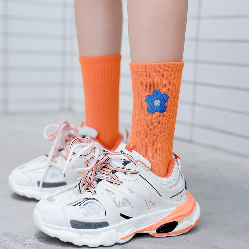 Cartoon Embroidery Flower Socks