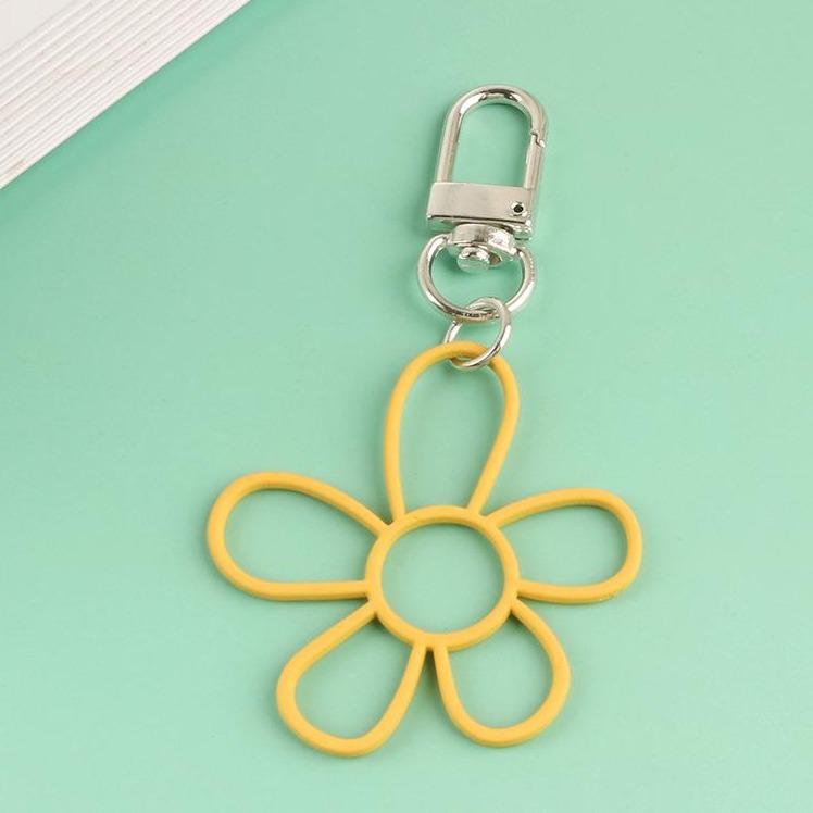 Hollow Flower Keychain