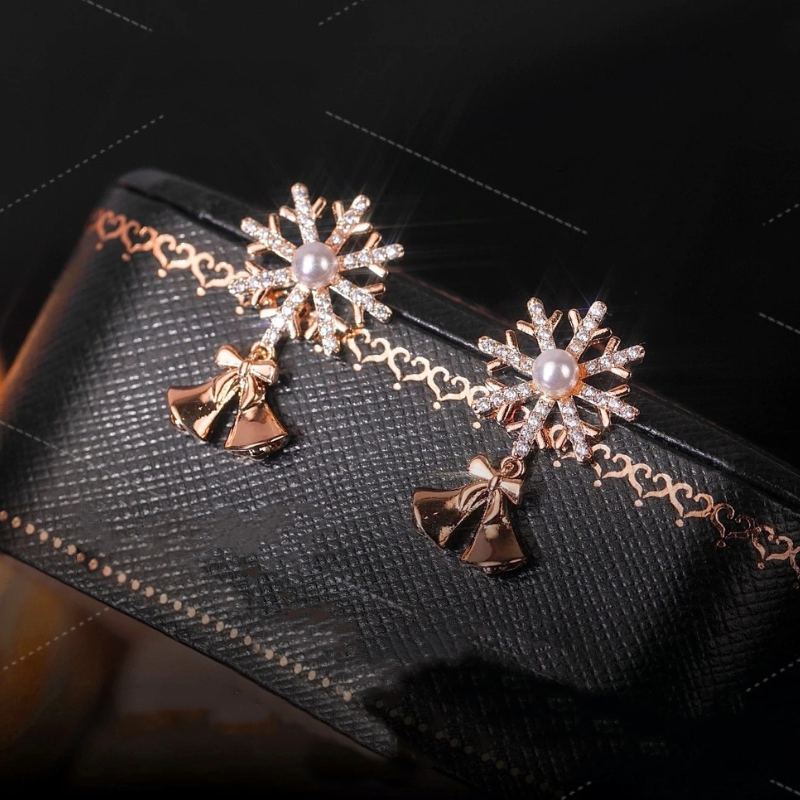 Exquisite Snowflake Earrings