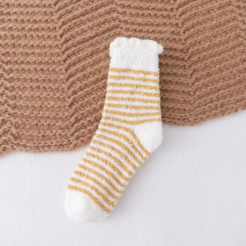 Bubble Mouth Striped Floor Socks