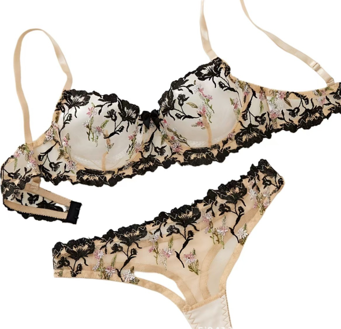 French Lace Embroidery Pattern With Lingerie Set