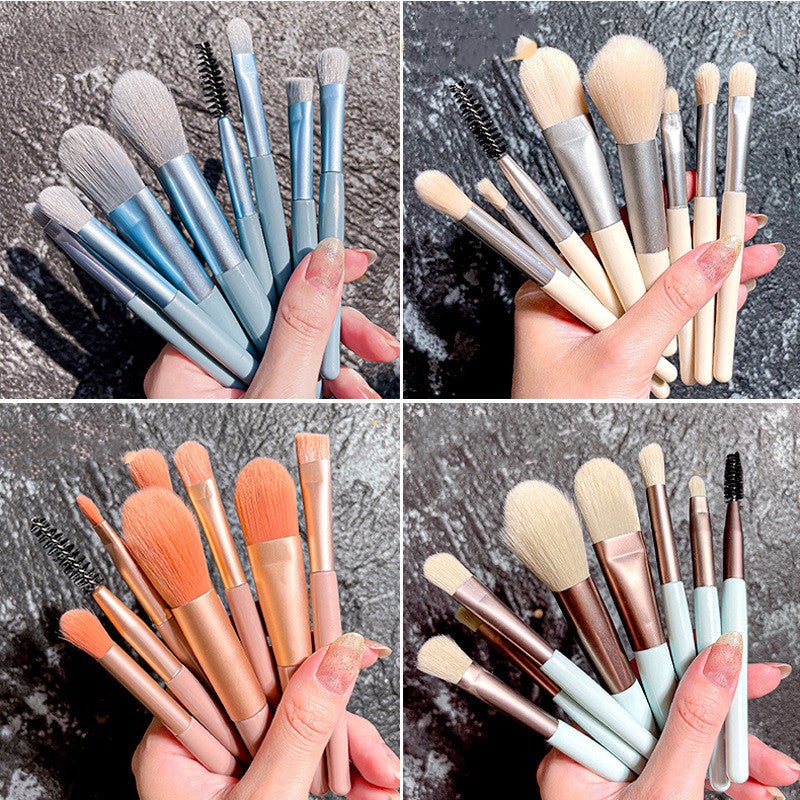 Set of 8 Mini Makeup Brush