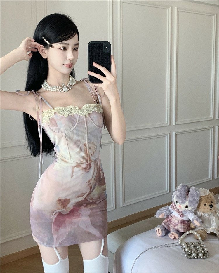 Minivestido renacentista Angelcore en el cielo