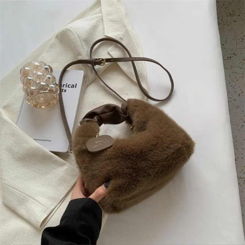 Fashionable Plush Handbag/Crossbody Bag