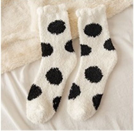 Cute Spotted Floor Socks