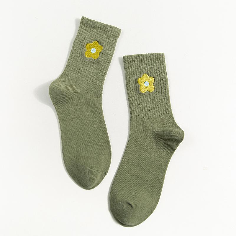 Cartoon Embroidery Flower Socks