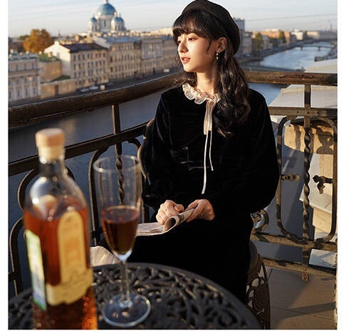 Darla Dark Romantic Vintage Aesthetic Victorian Gothic Velvet Dress