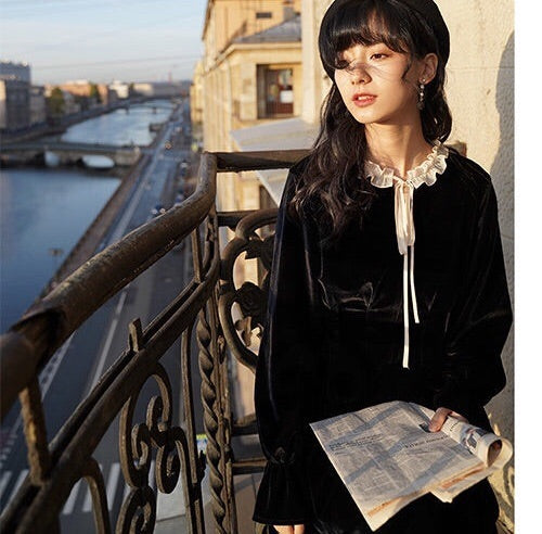Darla Dark Romantic Vintage Aesthetic Victorian Gothic Velvet Dress