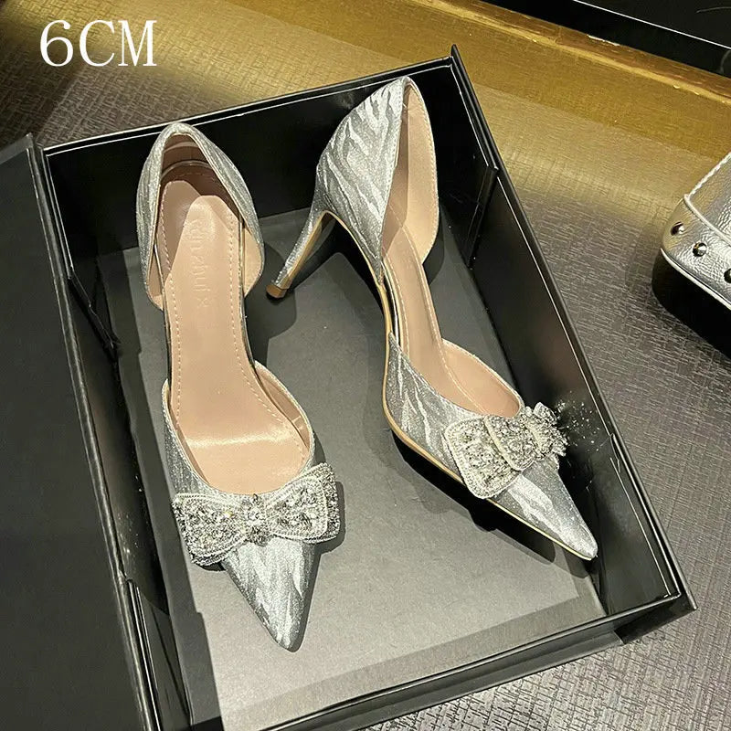 Diamond Bow Woman Pumps