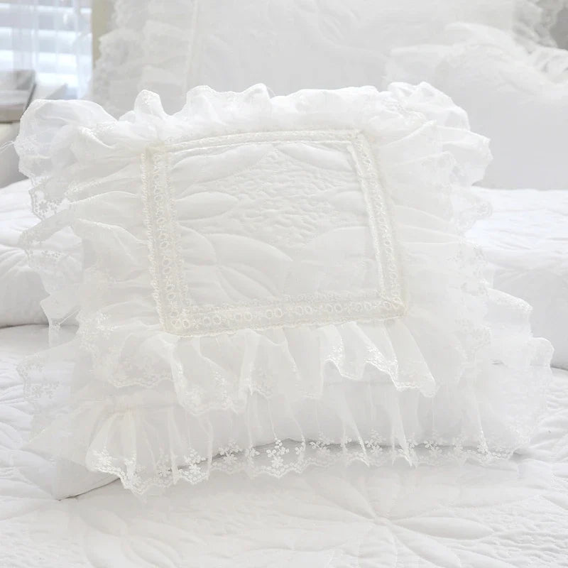 100%Cotton Thick Quilted Lace White Bedding Set