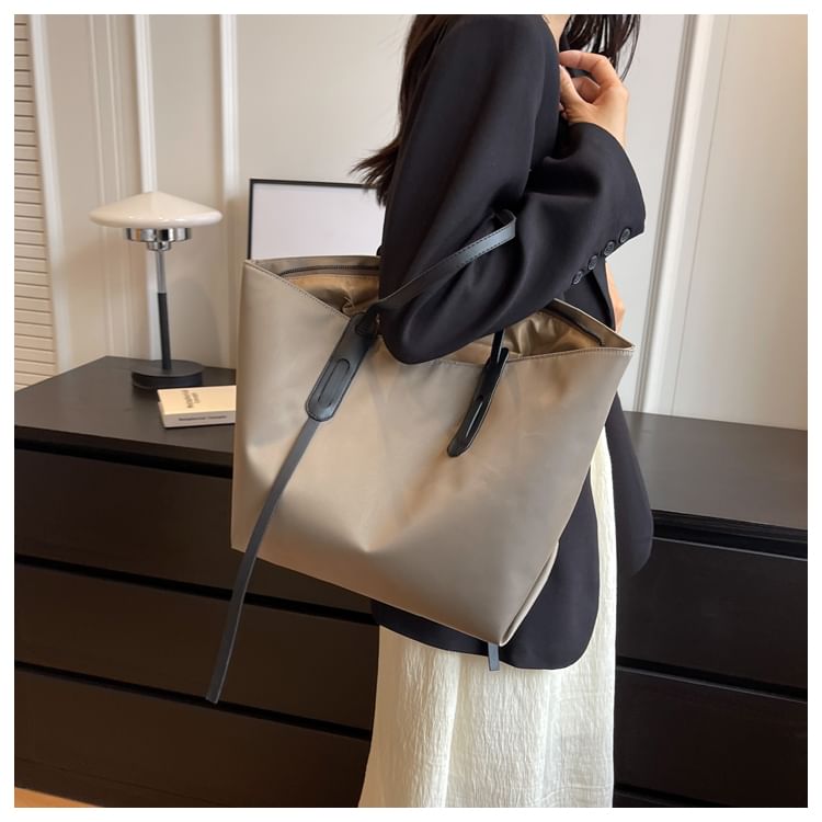 Oxford Tote Bag