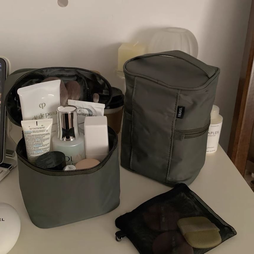 Plain Nylon Mini Makeup Bag