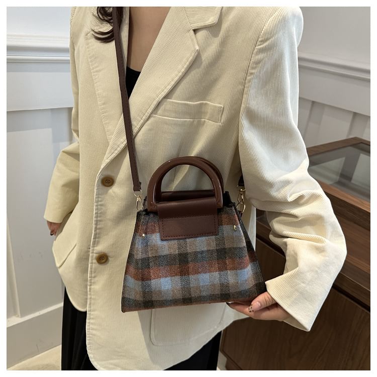 Plaid Shoulder Bag + Plain Faux Leather Pouch