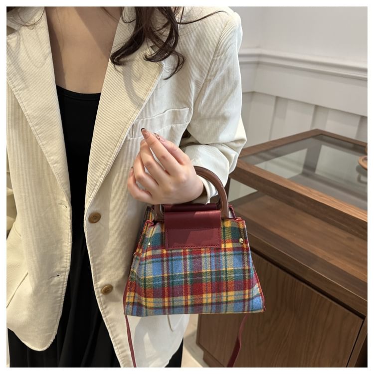 Plaid Shoulder Bag + Plain Faux Leather Pouch