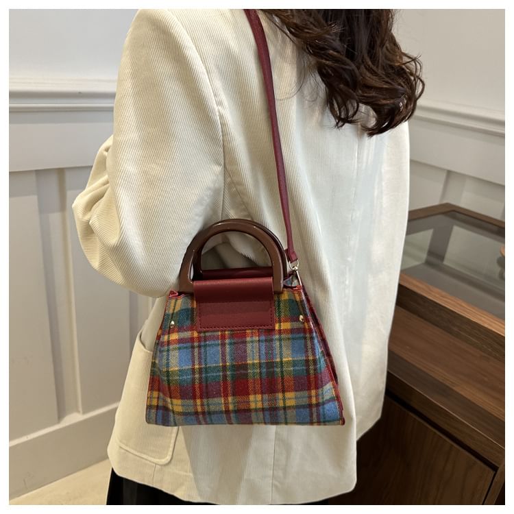 Plaid Shoulder Bag + Plain Faux Leather Pouch