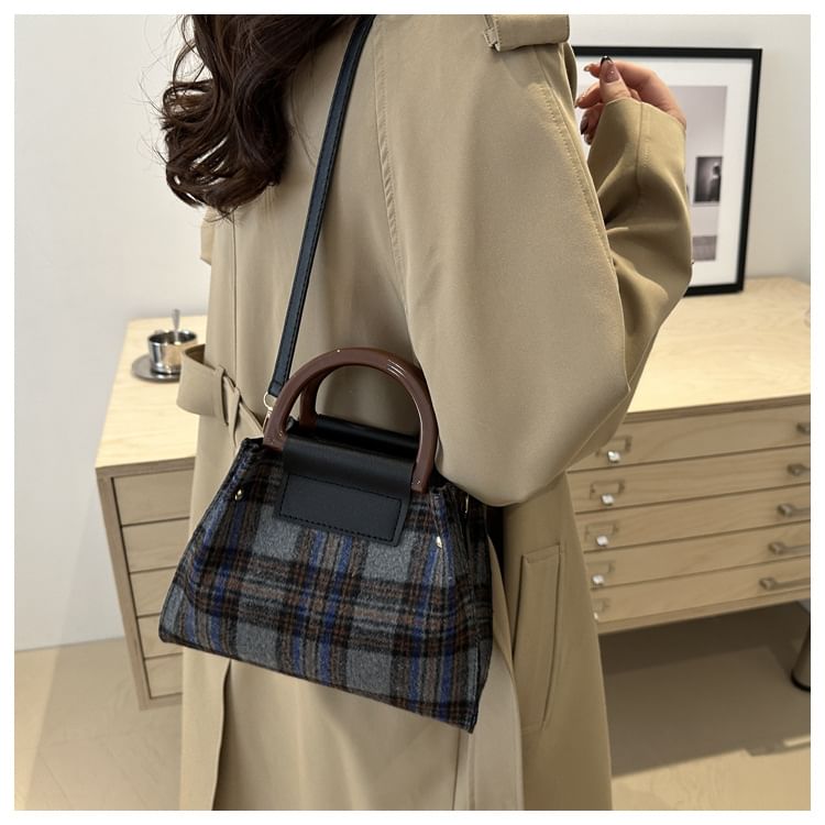 Plaid Shoulder Bag + Plain Faux Leather Pouch