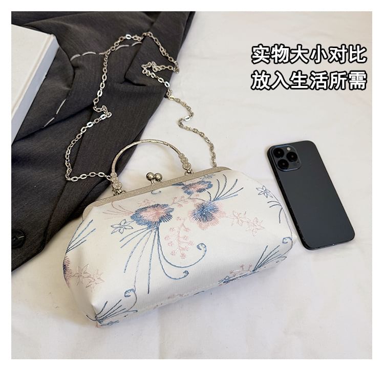 Lock Kiss Floral Embroidered Crossbody Bag