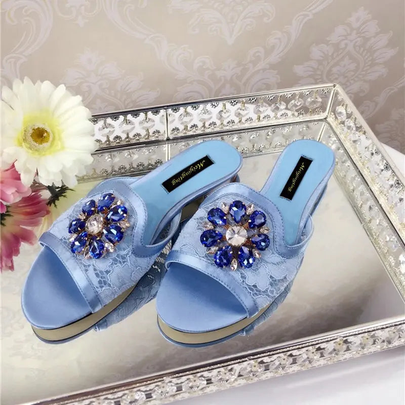Ladies Lace Wedding Shoes