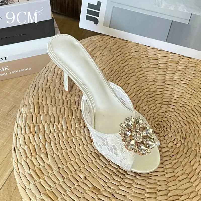 Ladies Lace Wedding Shoes