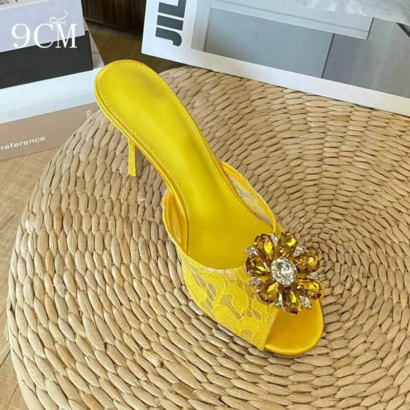 Ladies Lace Wedding Shoes