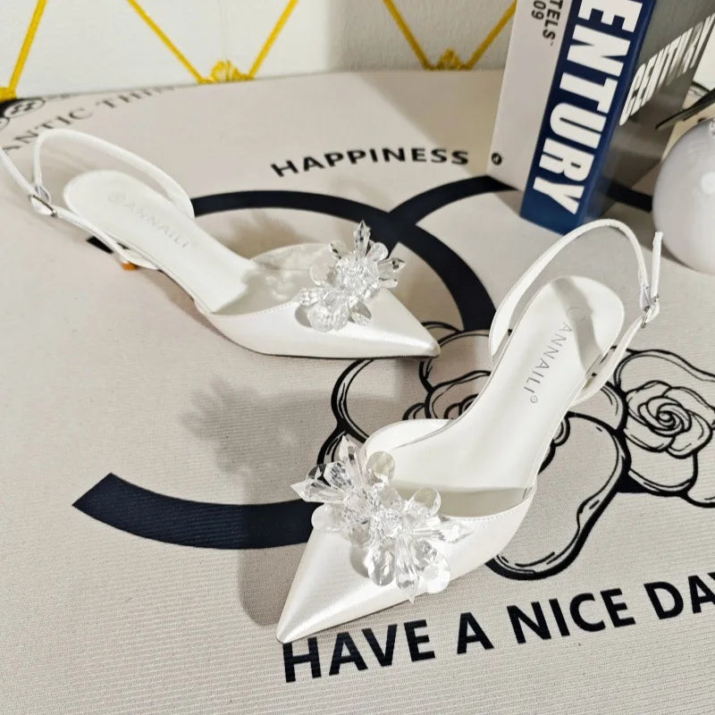 Style Pointy Low Heeled Wedding Shoes