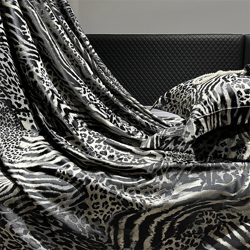 4Pcs Luxury Leopard Print Jacquard Bedding Set