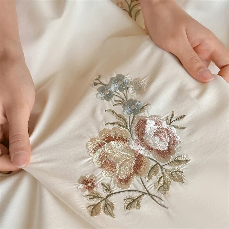 Premium 600TC Egyptian Cotton Flowers Embroidery Luxury Bedding Set