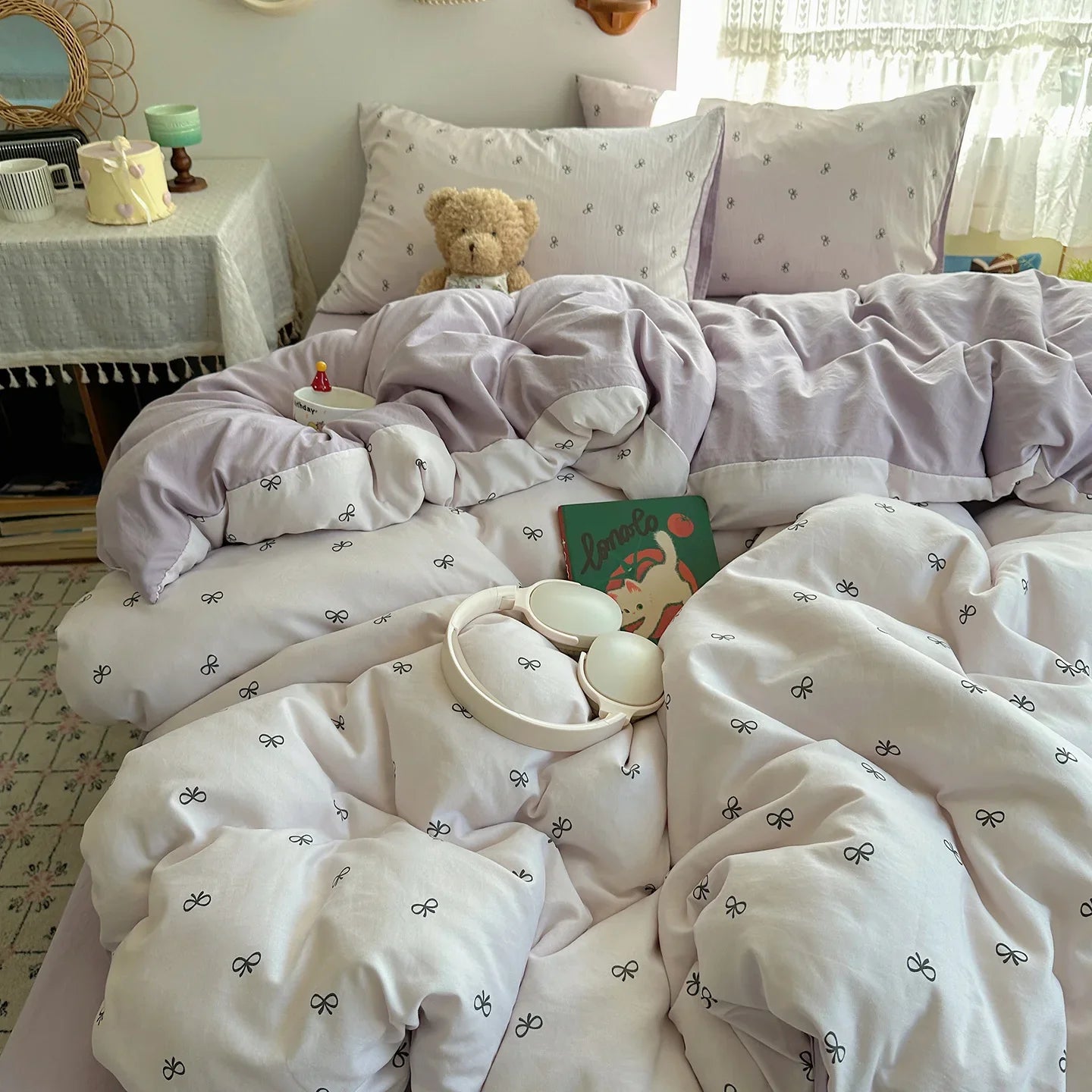 Simple Dot Bedding Sets