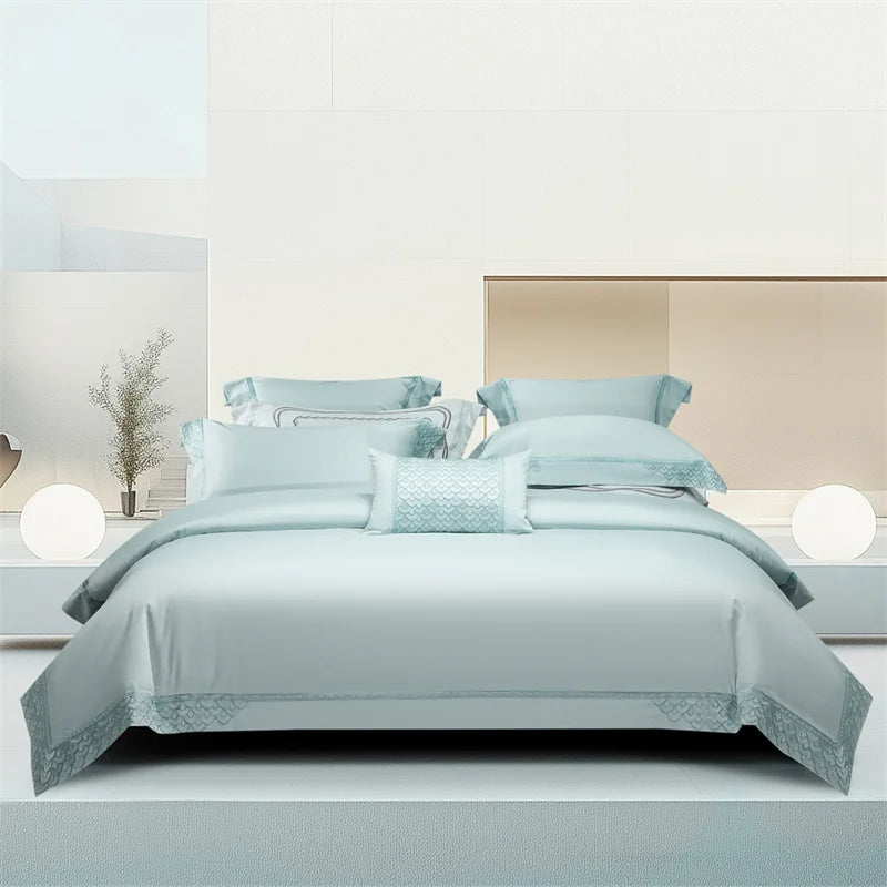 Luxury Embroidery Wide Edge Bedding Set