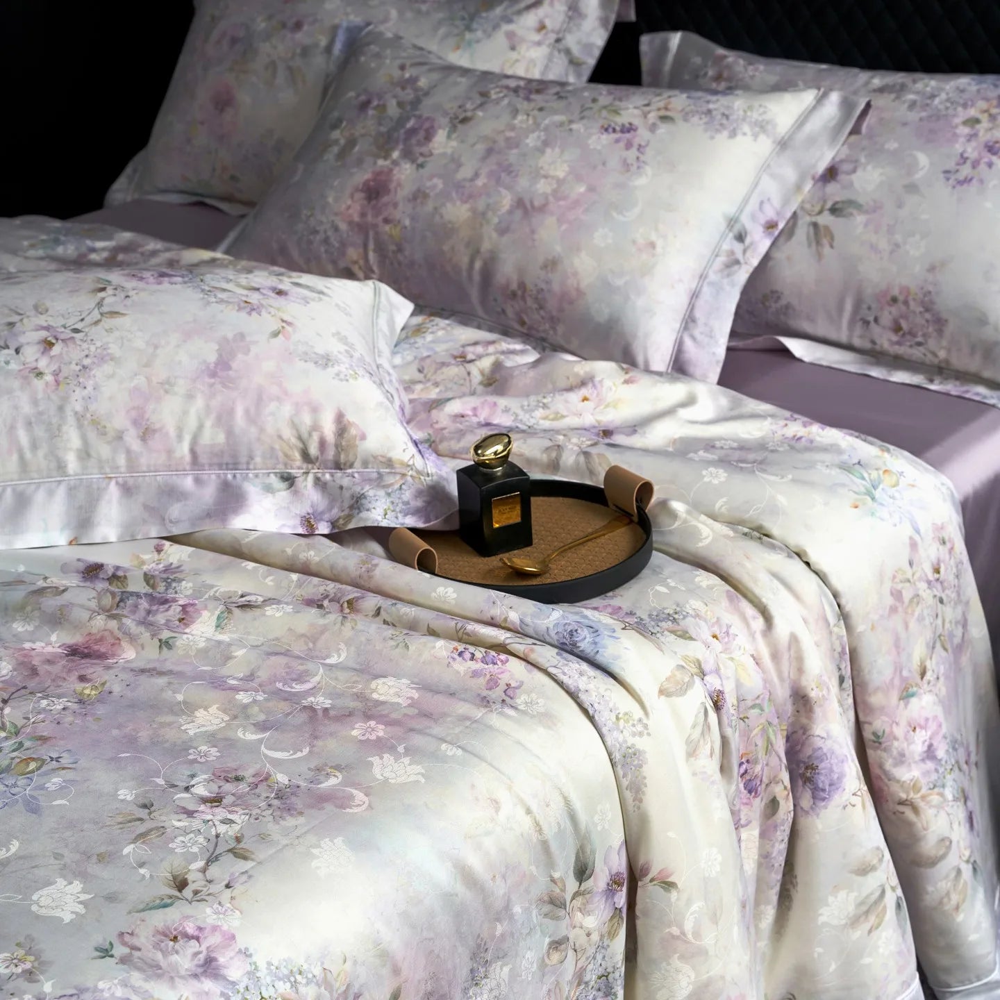 Flowers Pattern Luxury Bedding Set